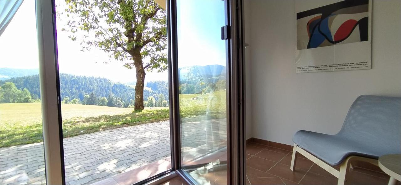 Ferienwohnung Kmetija Pecnik Prevalje Exterior foto