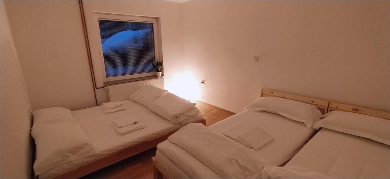 Ferienwohnung Kmetija Pecnik Prevalje Exterior foto