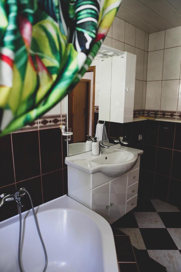 Ferienwohnung Kmetija Pecnik Prevalje Exterior foto