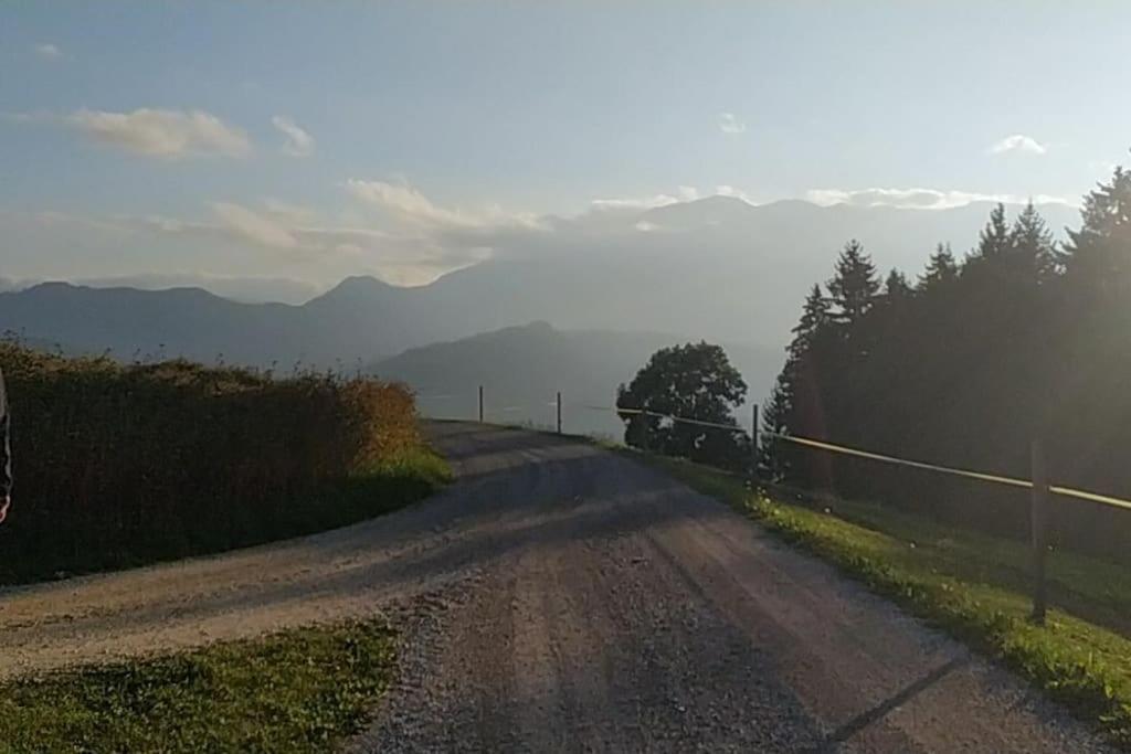 Ferienwohnung Kmetija Pecnik Prevalje Exterior foto