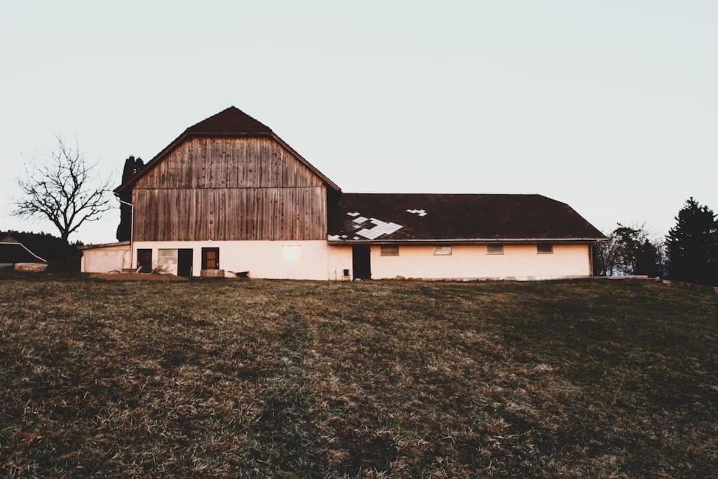 Ferienwohnung Kmetija Pecnik Prevalje Exterior foto